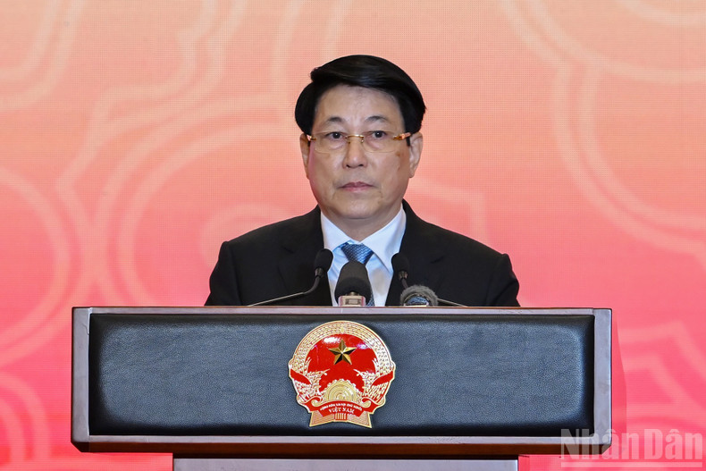 国家主席梁强发表讲话。 c11.jpg