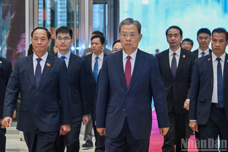 中国全国人大常委会委员长赵乐际出席招待会。 c4.jpg
