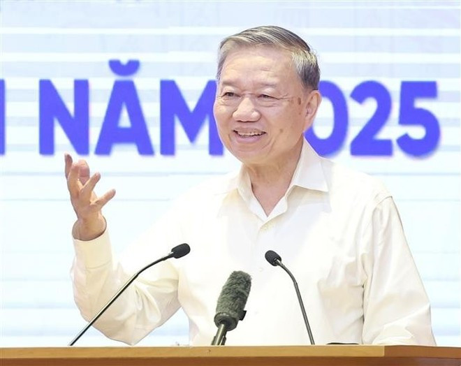 越共中央总书记苏林发表讲话。 to2.jpg