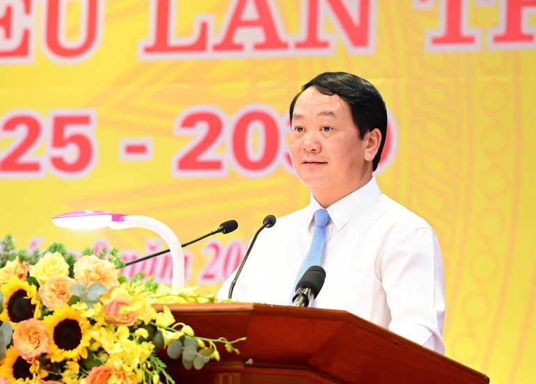 宣光省委书记侯阿令在大会上发表讲话。 t3.jpg