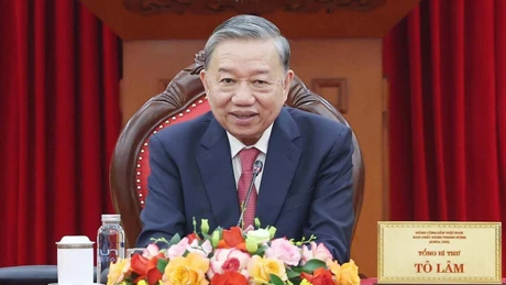 越共中央总书记苏林与美国总统特朗普通电话。