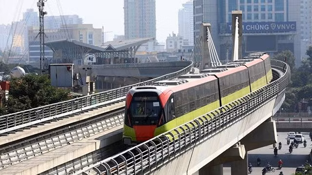 河内市呠至河内火车站轻轨列车试运 时速80公里每小时（组图） ảnh 6