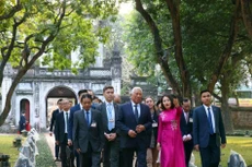 欧洲理事会主席安东尼奥·科斯塔参观文庙-国子监。