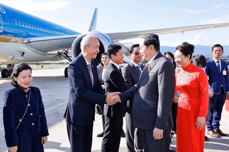 越南国会主席陈青敏圆满结束对瑞士进行的访问。