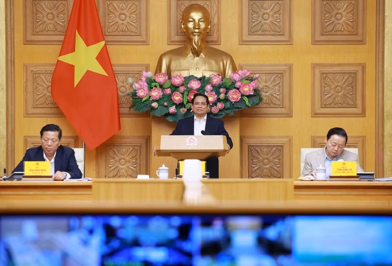 范明正总理在国家重点交通工程项目指导委员会第22次会议上发表讲话。