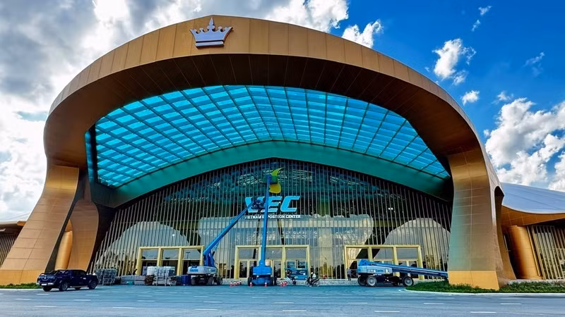 国家成就展从8月28日至9月5日正在国家会展中心（河内东英）举行，免费向市民和游客开放。