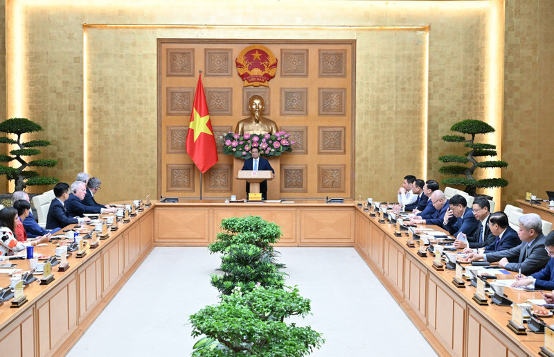 范明正总理会见美国—东盟商务理事会企业代表团。（陈海 摄）