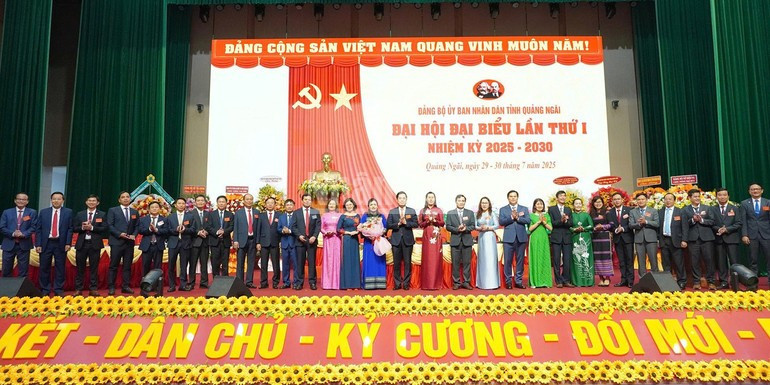 2025-2030年任期广义省委执行委员会。 quangngai6.jpg