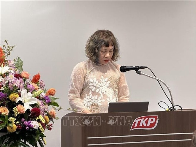 阮丽姮女士在开幕式上发表讲话。(图片来源:越通社) nhatban.jpg