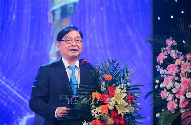 越南科学技术协会联合会主席潘春勇在仪式上发表讲话。(图片来源:越通社) le-22625.jpg