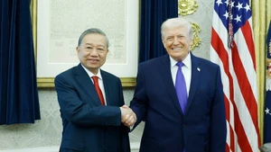 越共中央总书记苏林与美国总统唐纳德·特朗普。（图片来源：越通社）