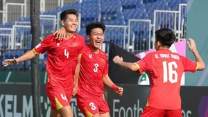 越南U23队4号中后卫阮晓明是越南U23队防线的核心支柱之一。（图片来源：VFF）