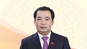 越南农业与环境部代部长陈德胜。