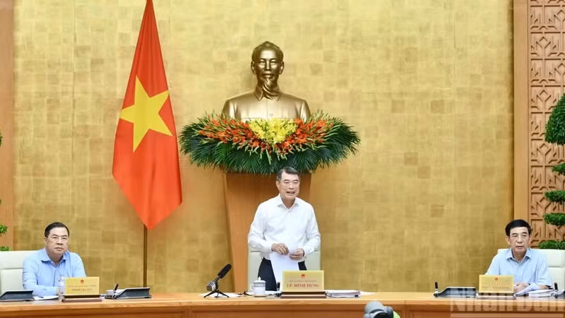 越南政府总理黎明兴主持召开2026年4月政府例行会议。