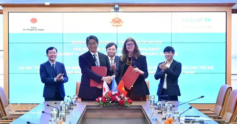 签字仪式现场。（图片来源：越通社）