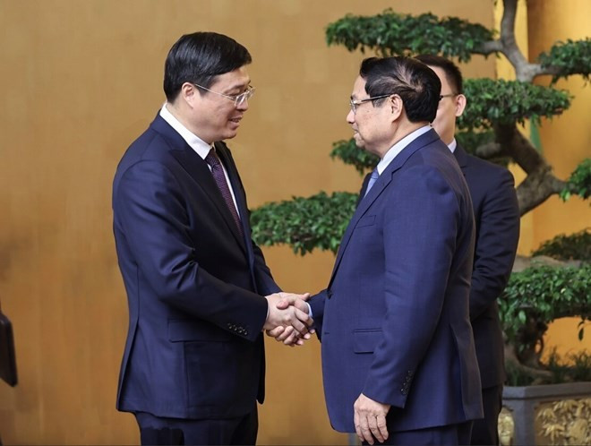 范明正总理会见中国广西壮族自治区主席韦韬。（图片来源：政府门户网）