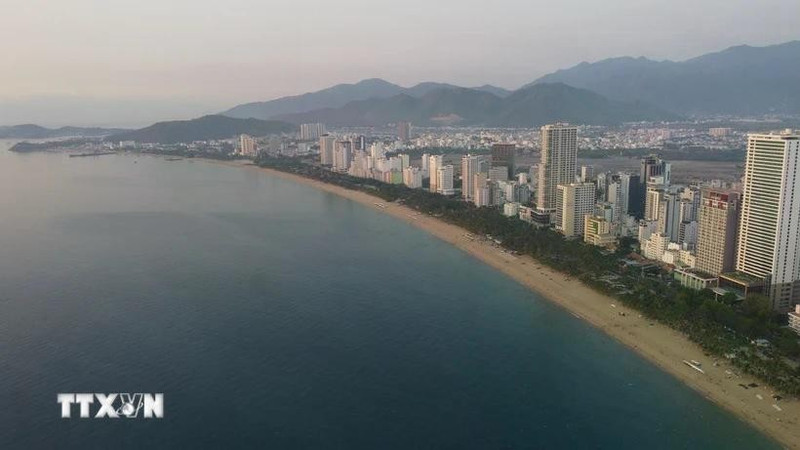 芽庄海滩。（图片来源：越通社）
