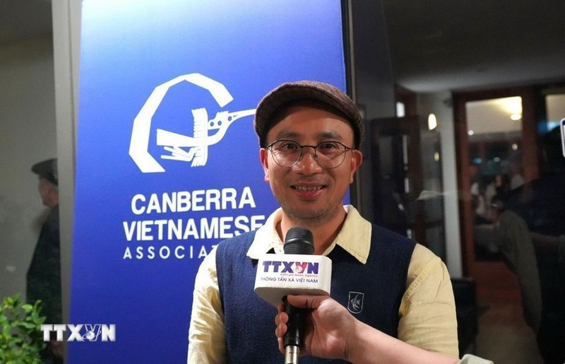 旅居堪培拉越南人协会主席、堪培拉越南企业家协会主席哈利·黄。（图片来源：越通社）