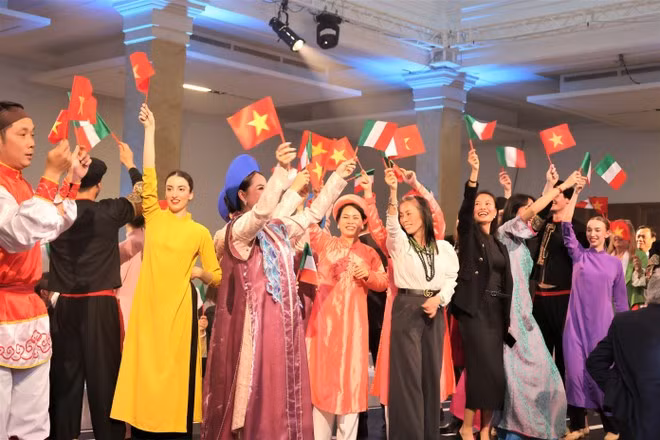 越南-意大利旅游促进活动。（图片来源：越通社）