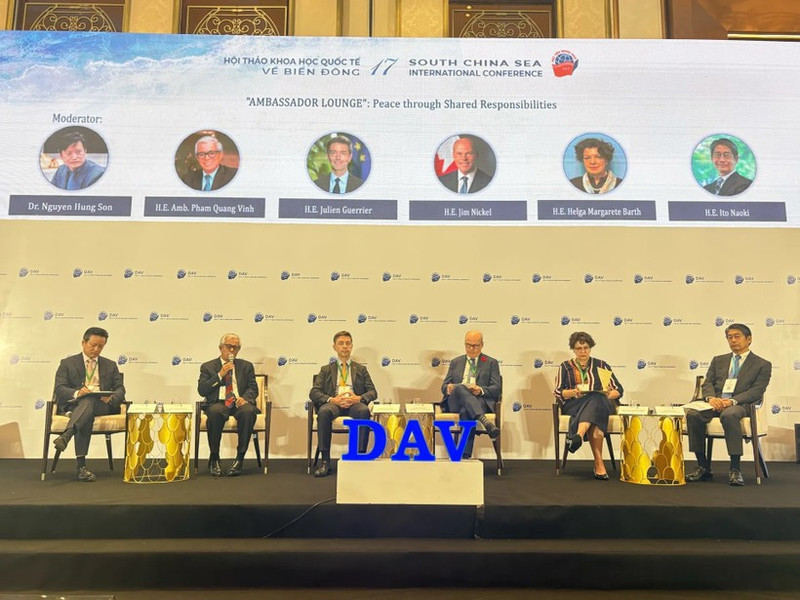 大使漫谈活动场景。（图片来源：越通社）