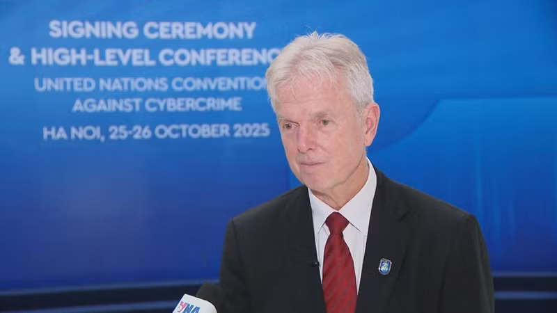 荷兰网络事务特使恩斯特·诺尔曼（图片来源：越通社）