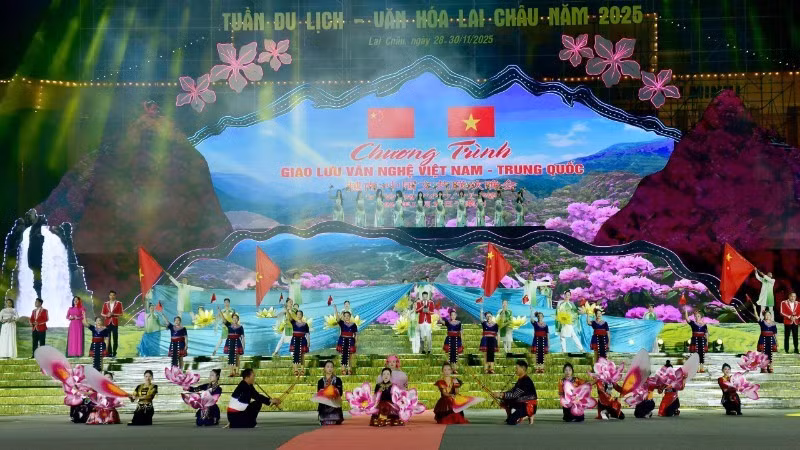 越中文化交流项目传递了和平、团结与合作的信息。