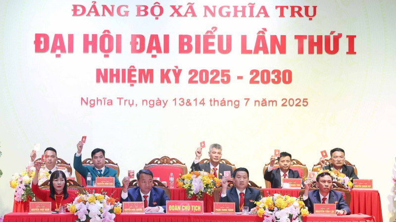 2025-2030年任期越共兴安省义柱乡第一次代表大会召开。