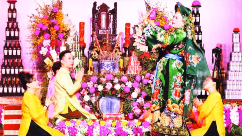 北山坊举行母神信仰仪式的一个场景。