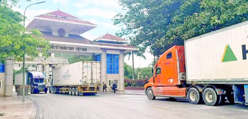 清水国际口岸的货物进出口活动。