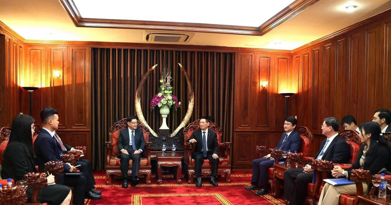 双方会见场面。（图片来源：越通社）