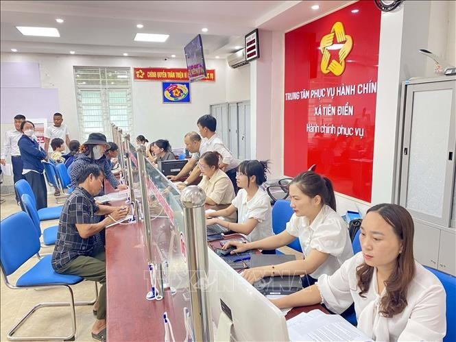 精简机构编制规模是减轻财政压力、提升资源使用效率的先决条件。（图片来源：越通社）