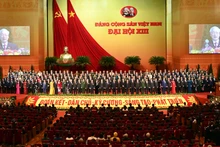 越南共产党第十三届中央委员会。（维玲 摄）