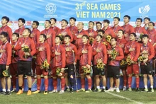 越南U23足球队夺得第31届东运会男足金牌。（陈海 摄）