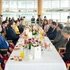 越南国会主席陈青敏同马来西亚国家石油公司领导进行座谈。（图片来源：人民代表报）