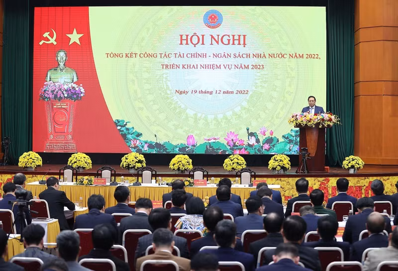越南政府总理范明政发表讲话。（图片来源：越通社）