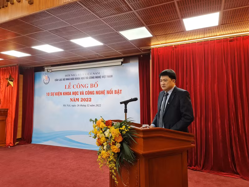 越南科学技术翰林院副院长周黄河博士在活动中发言。 （图片来源：越通社）