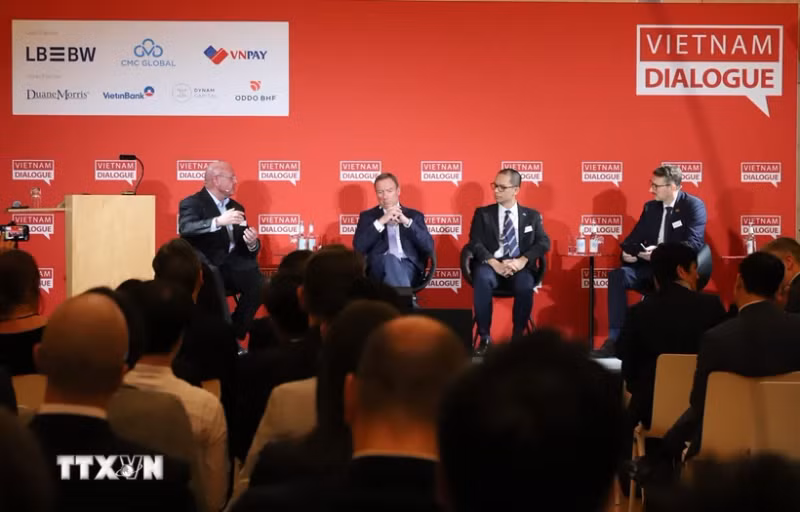 第一届越南对话会。（图片来源：越通社）