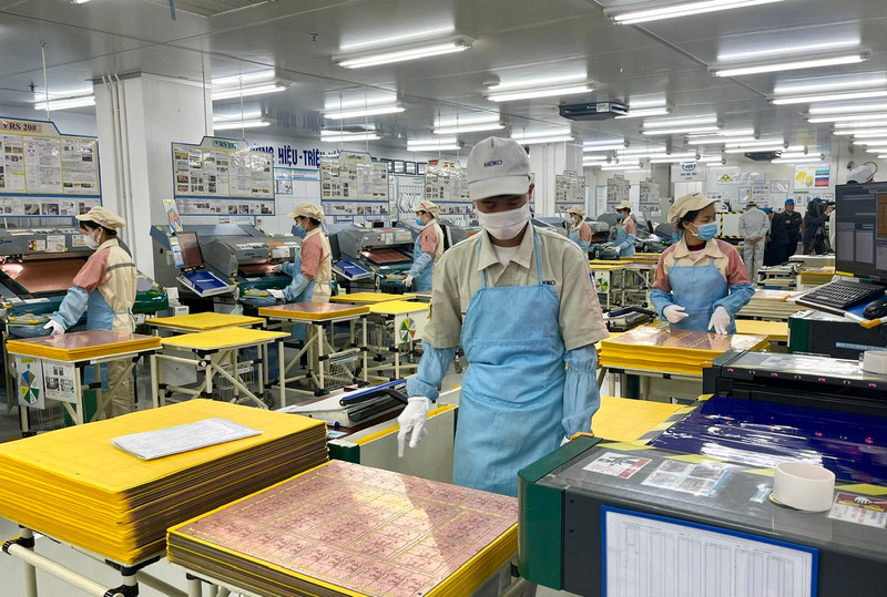 为革新创新提供人力资源培训。