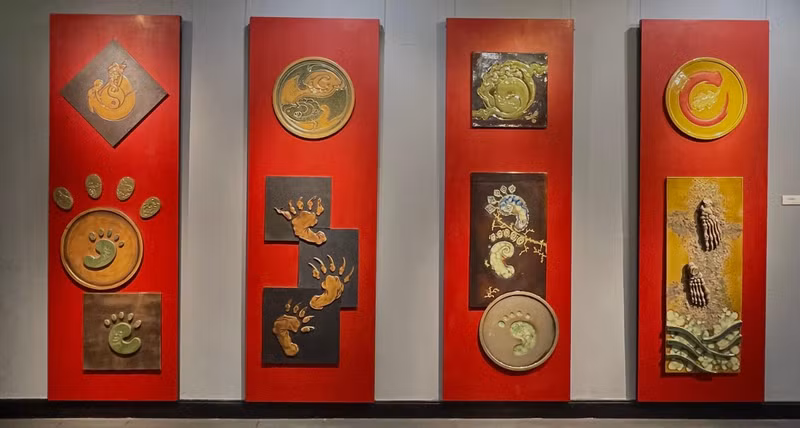 “南爵——土地之魂”展展出100多件独特的陶瓷艺术作品。