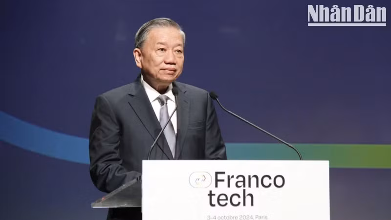 苏林总书记、国家主席在法语国家创新企业论坛上发表讲话。