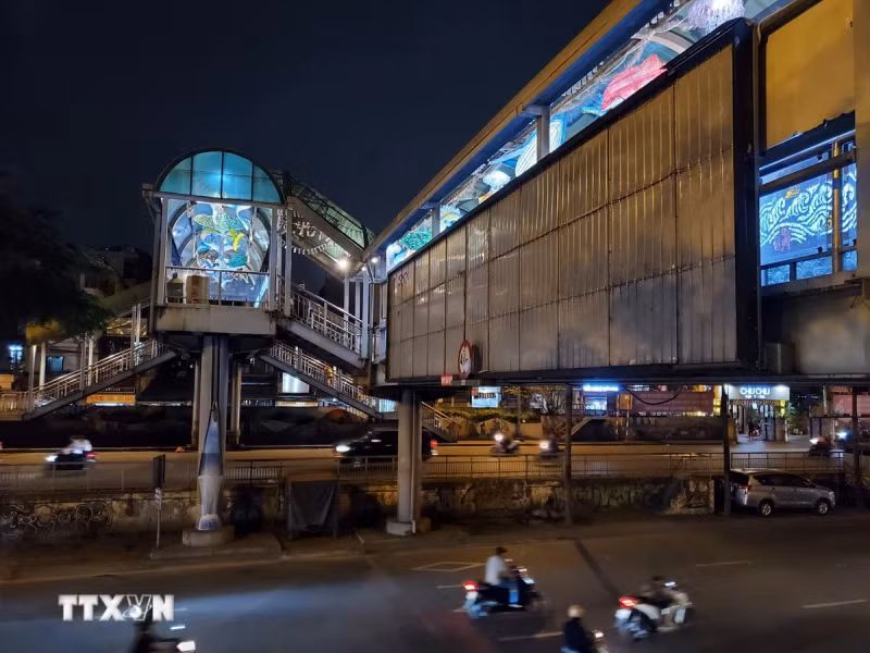 首条参观公共艺术空间的步行路线亮相河内。