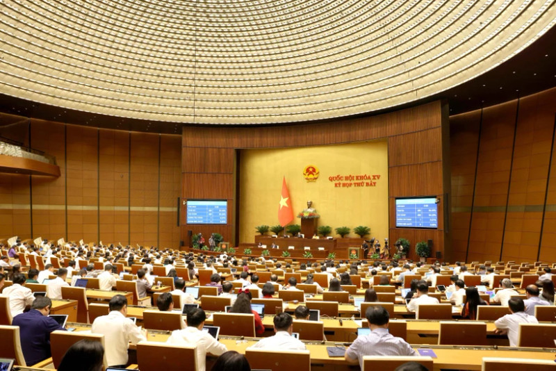 今日第十五届国会第八次会议进入最后一天日程。