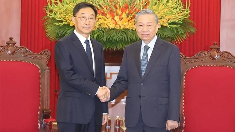 苏林总书记、国家主席会见中国广西壮族自治区党委书记刘宁。