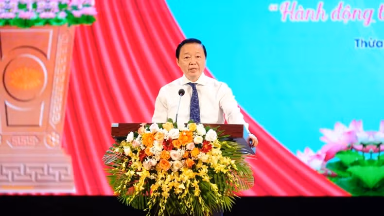 陈红河副总理在仪式上致辞。