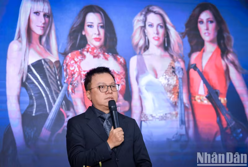 黎国明同志表示，今年《早安越南》项目的亮点“BOND Live in Vietnam”演出项目的所有收益将用于支持遭受第3号台风影响的人民。