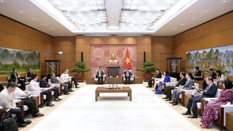 会见场景。