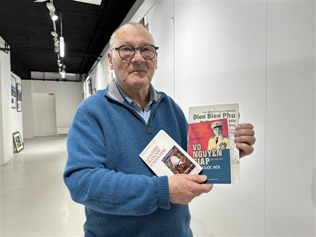 法国历史学家阿兰·鲁西奥（Alain Ruscio）先生。