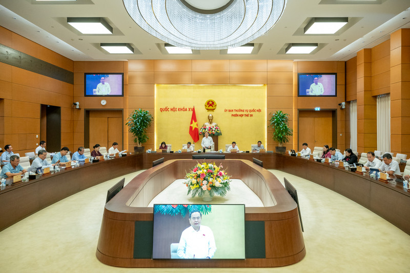 越南第十五届国会常务委员会第35次会议。