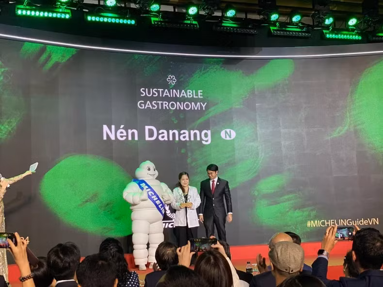 越南首家获得米其林绿星的餐厅。 越南首家获得米其林绿星的餐厅。
