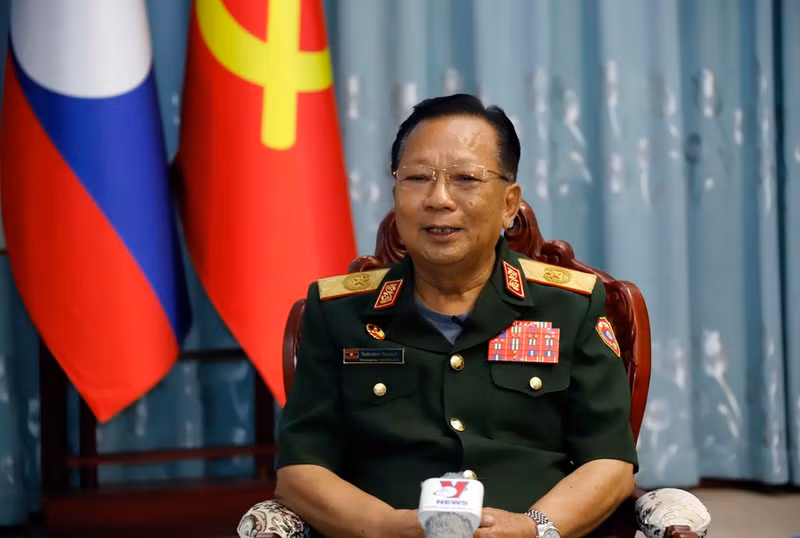 老挝人民革命党中央政治局委员、老挝政府副总理兼国防部部长占沙蒙·占雅拉。（图片来源：越通社）
